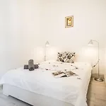 Apartment Corbie Downtown Budapest