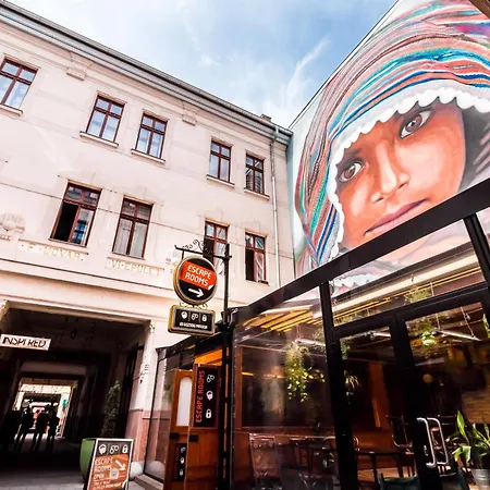 Corbie Downtown * Budapeste