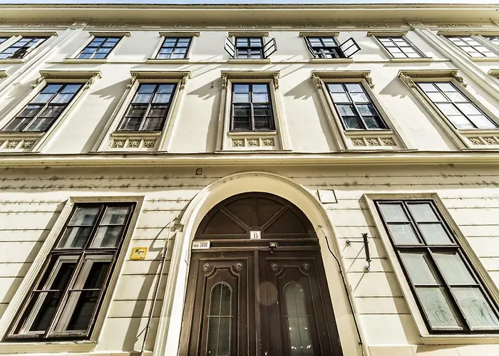 Corbie Downtown Apartament *