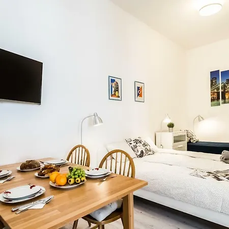 Corbie Downtown Budapest